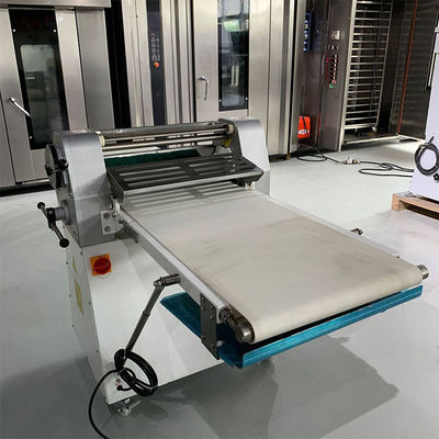 छोटे प्रकार के पेस्ट्री रोलिंग पेस्ट्री शीट पिटा ब्रेड आटा शीट 750w 220v/380v 50hz